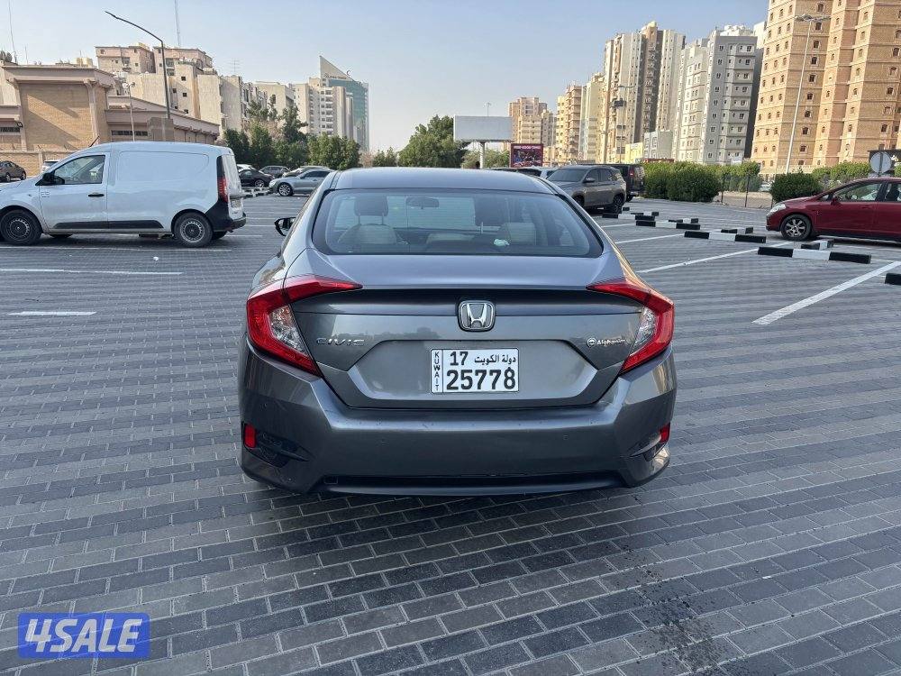 للبيع هوندا سيفك موديل 2020 عداد96 الف بحاله وكاله2