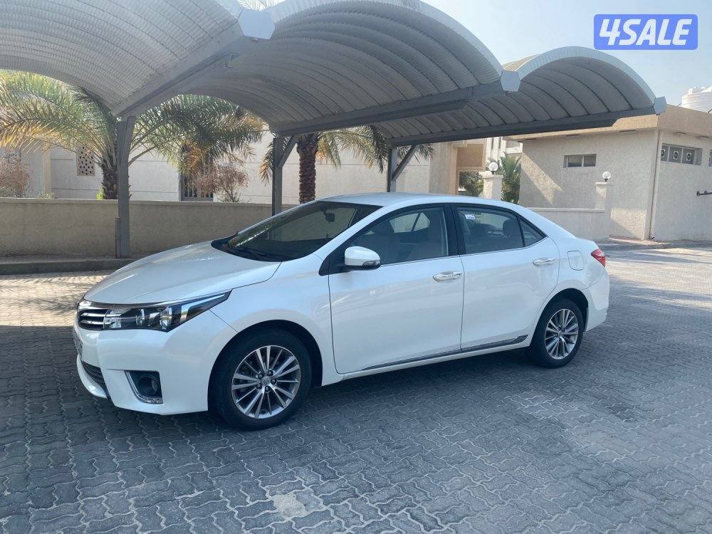 كرولا2015 عداد22 الف وارد الوكاله / فل اوبش/ مكينه 2.0 بحاله ممتازه3