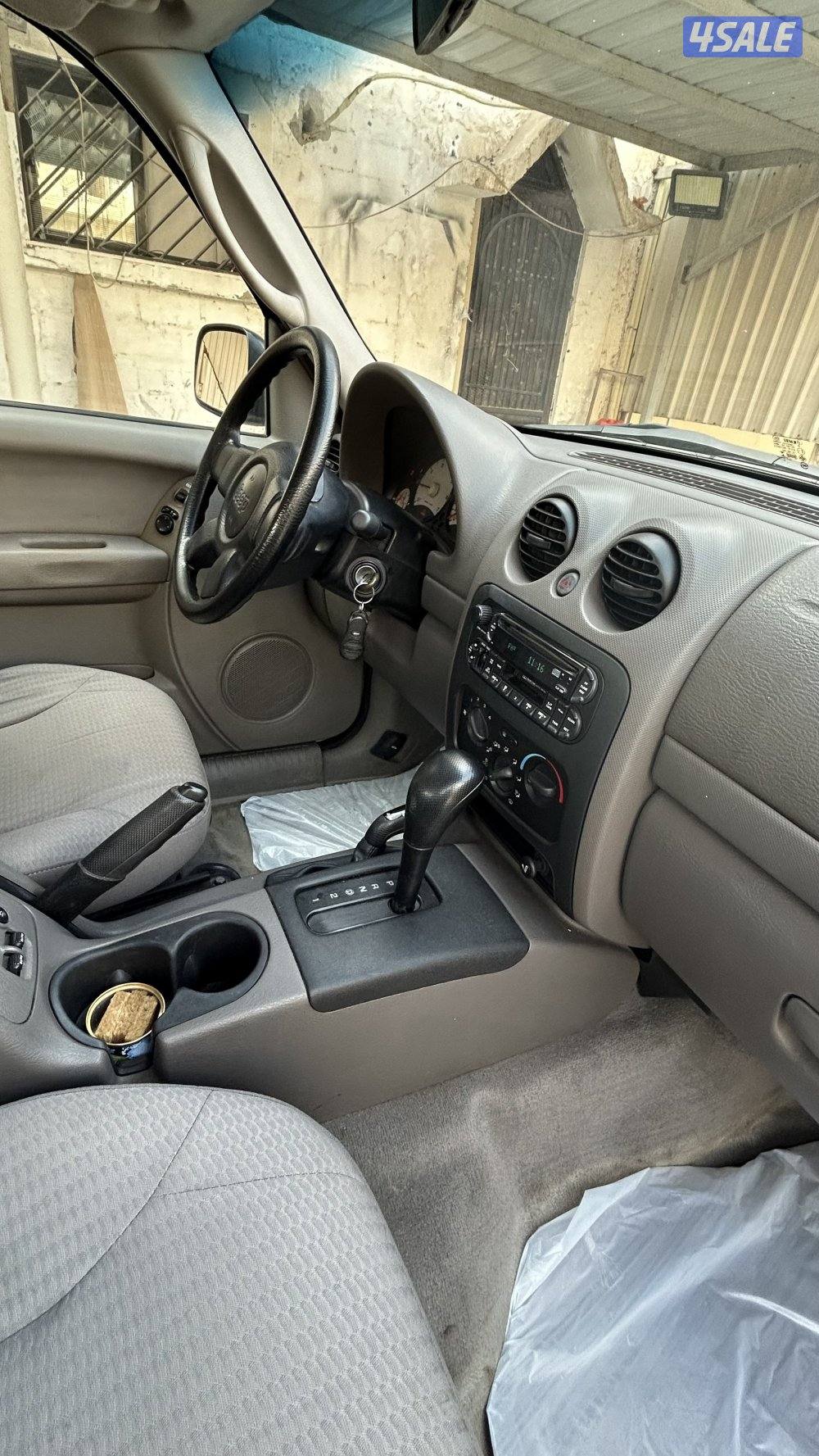 للبيع جيب شروكي 2003 سبورت بحاله ممتازه دبل قير12