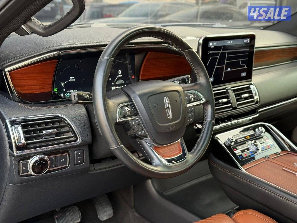 LINCOLN NAVIGATOR _2018 عداد 46 الف فقط6