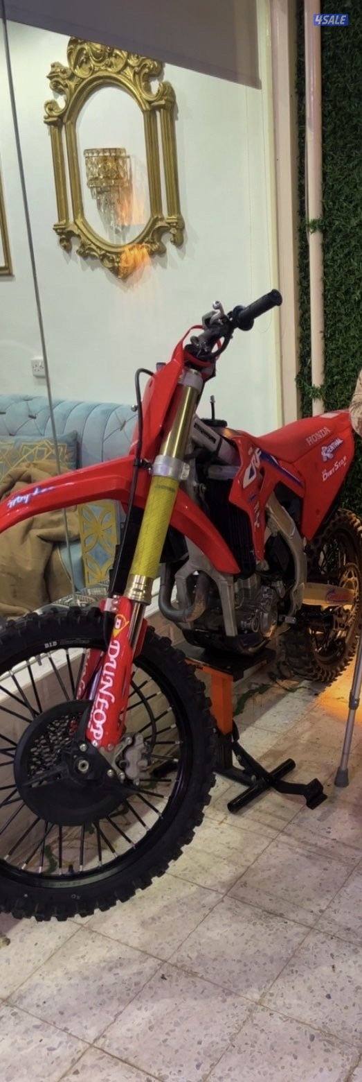 للبيع CRF4500
