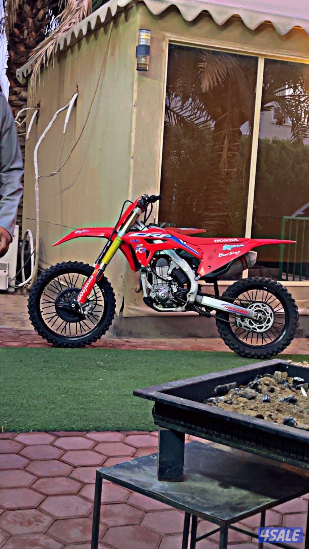 للبيع CRF4501