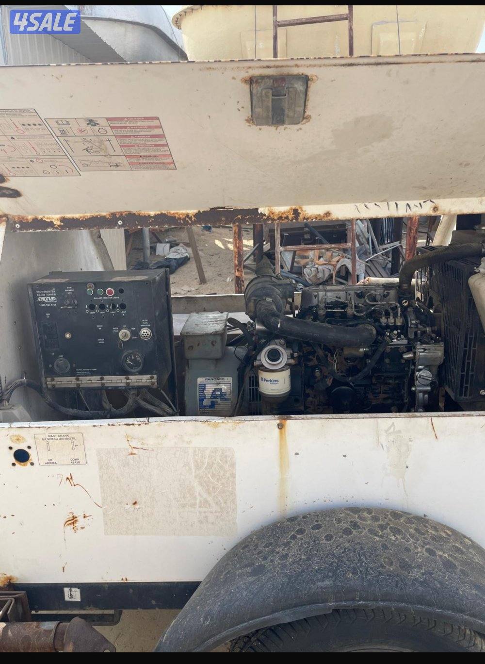 جنريتر متسوبيشي  ديزل كاتم للصوت يعطي صافي ٦٠٠٠ ويشغل وحدة طن ونص2