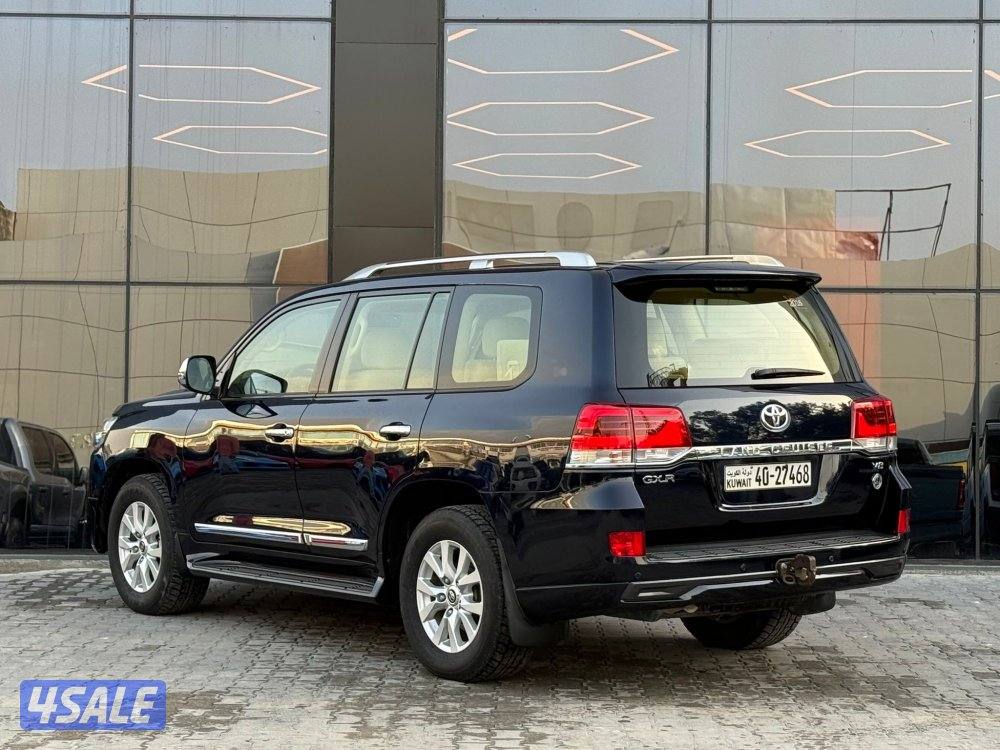 LAND CRUISER GXR V8 _2016 صبغ الوكالة4