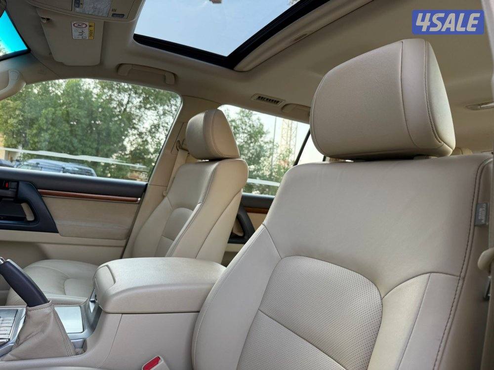 LAND CRUISER GXR V8 _2016 صبغ الوكالة8