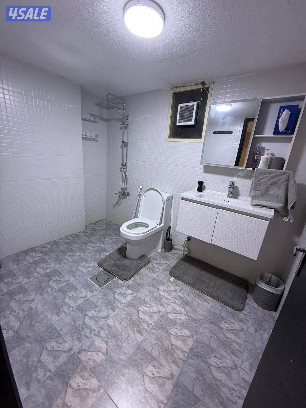 شقق الايجار خلو غرفة وصالة ومطبخ وحمام تشطيب سوبر لوكس2