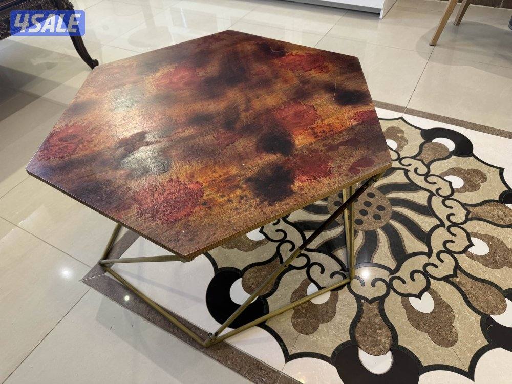 طاولة أنتيك2