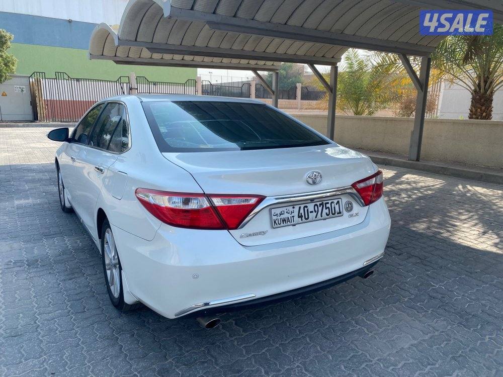 كامري GLX 2017 صبغ الوكاله عداد198 الف سيرفس منتظم وارد الوكاله2