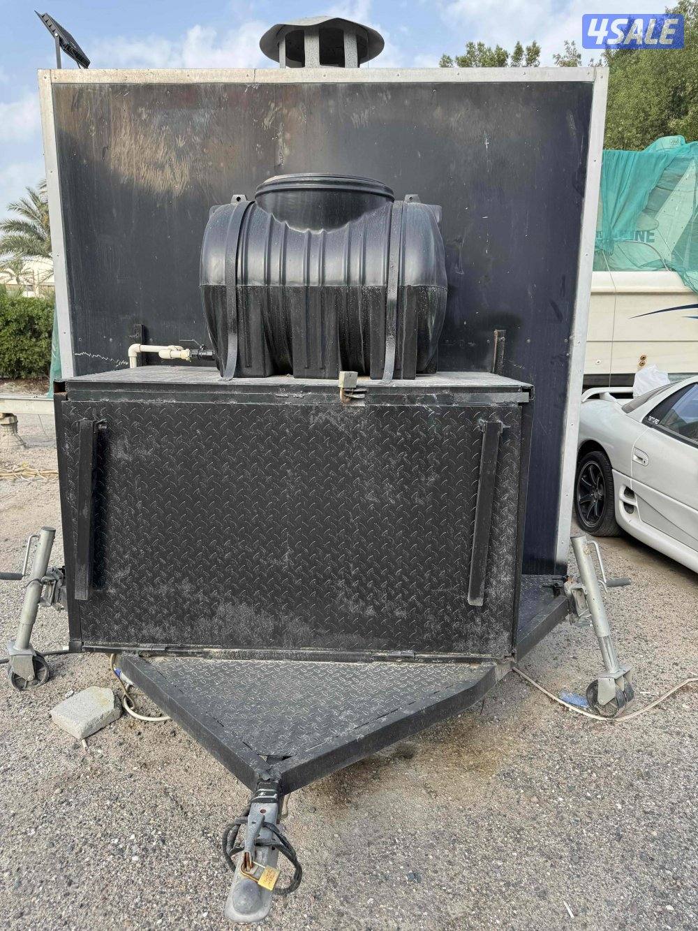 للبيع فود ترك قلص2