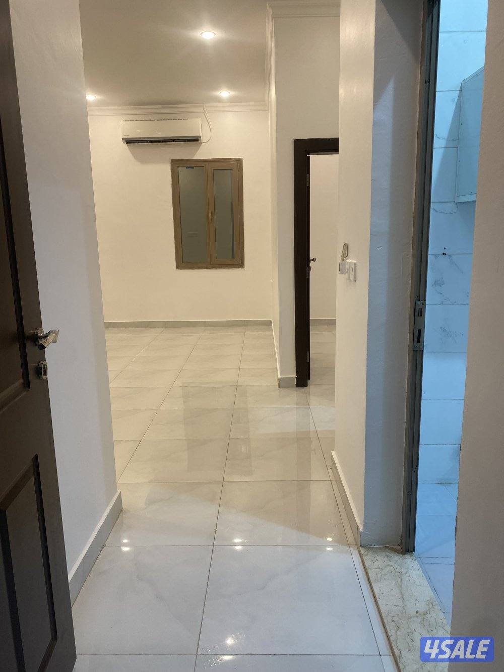 شقة للايجار غرفة وصالة ومطبخ وحمام2