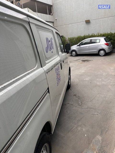 الشويخ الصناعية قطعة 3 شارع 78 قسيمة 1094