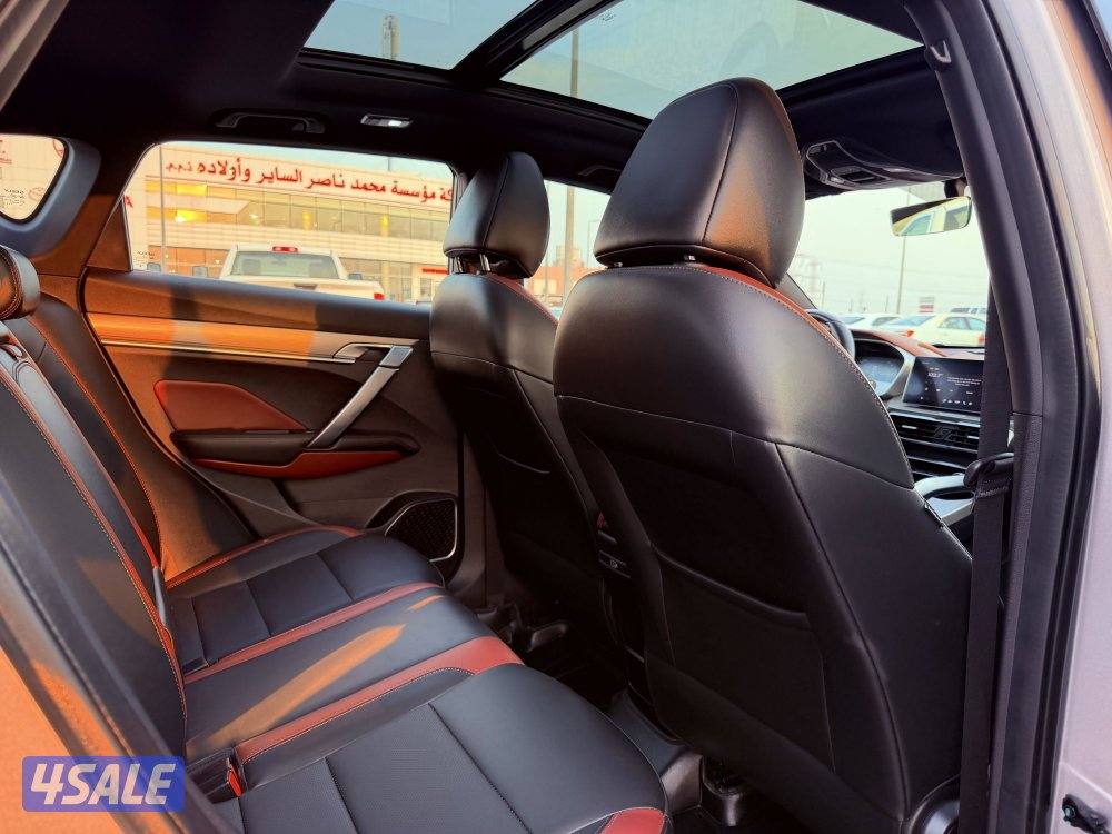 جيب جيلي كولراي 2023 S تحت الكفاله6