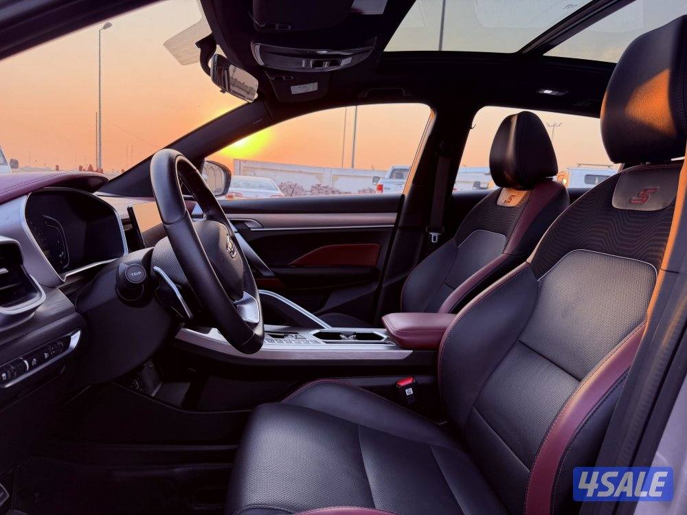 جيب جيلي كولراي 2023 S تحت الكفاله7