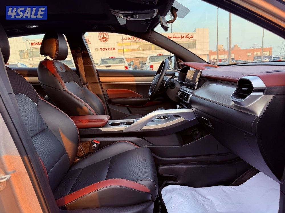 جيب جيلي كولراي 2023 S تحت الكفاله8