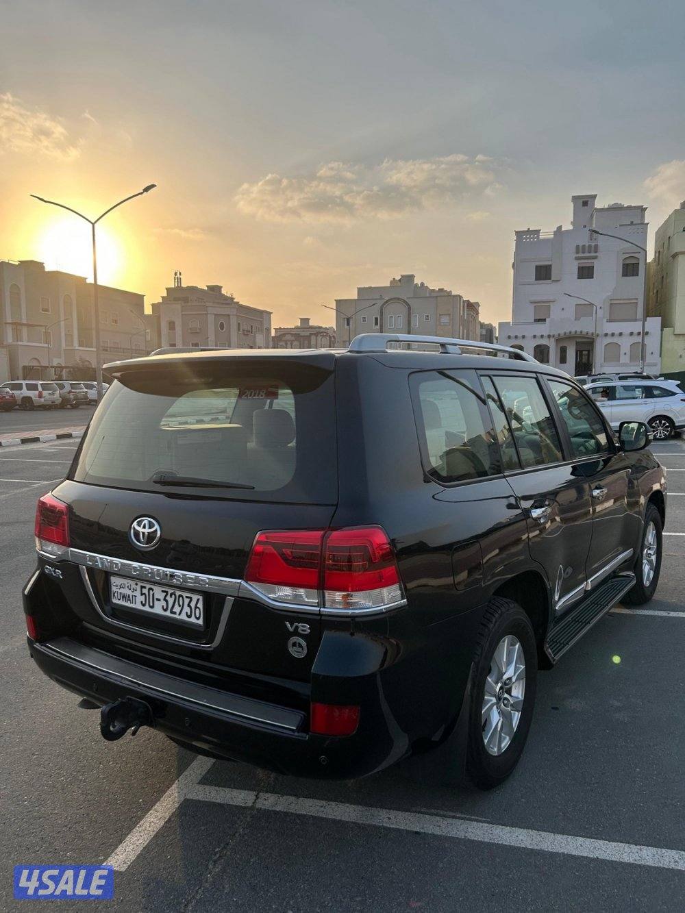 للبيع جيب لاندكروزر ٢٠١٨3