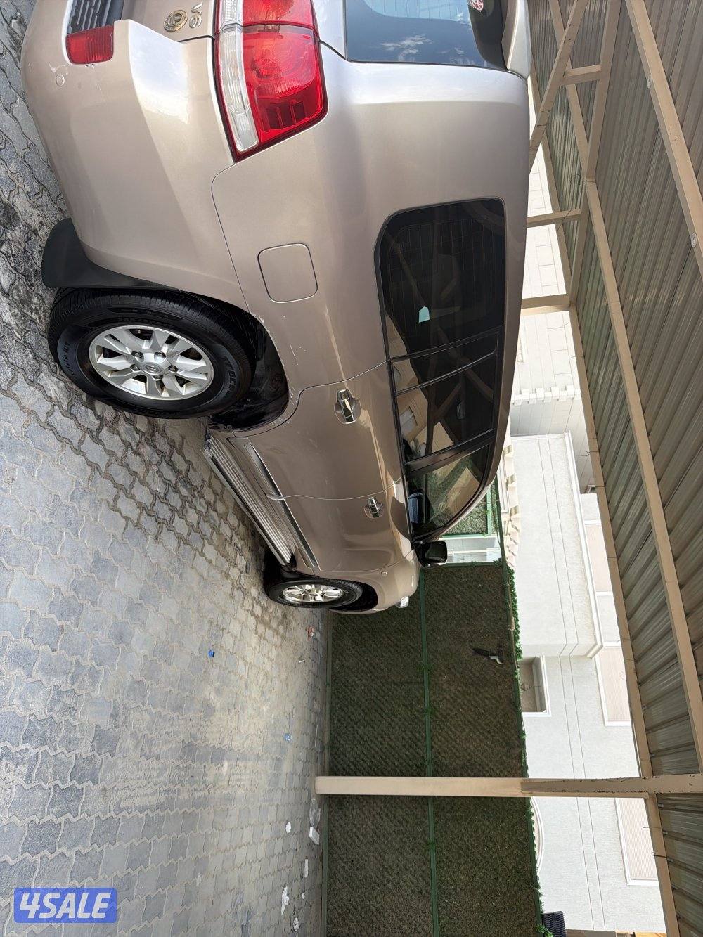 للبيع لاند كروزر موديل 2009 العداد 364 الف2