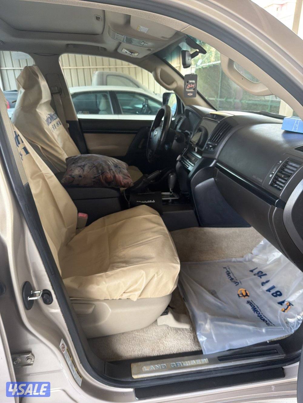 للبيع لاند كروزر موديل 2009 العداد 364 الف4