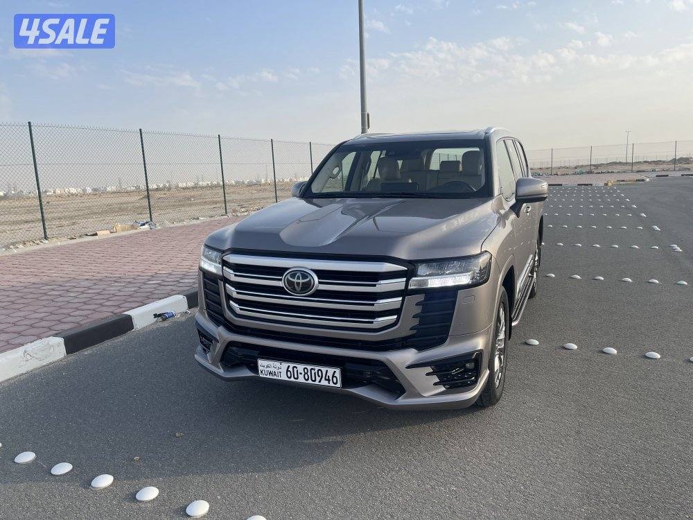 لاندكروزر 2022 GXR ايرو اس  صبغ الوكاله0