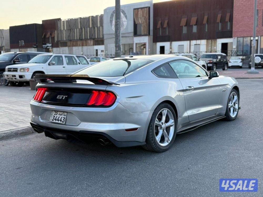 للبيع موستنج GT 20173