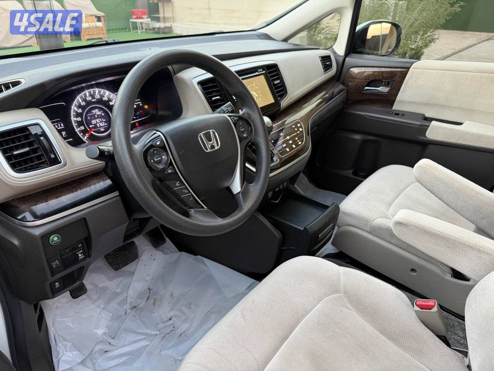 هوندا اوديسي من النوادرماشي 97 الف وكالة11