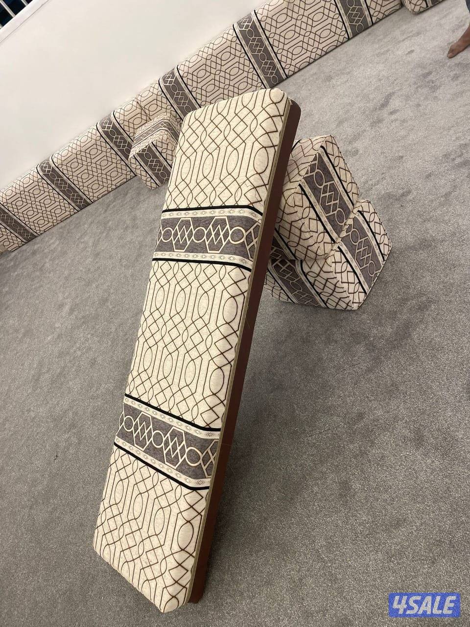 جميع المفروشات والأثاث سجاد قص تركي وموكيت سعودي وماراتي وتفصيل مساند10