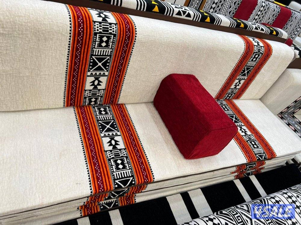 كل ما يتعلق في السجاد التركي السميك ولخفيف وسعودي ومساند ضهر ورضيات بي5