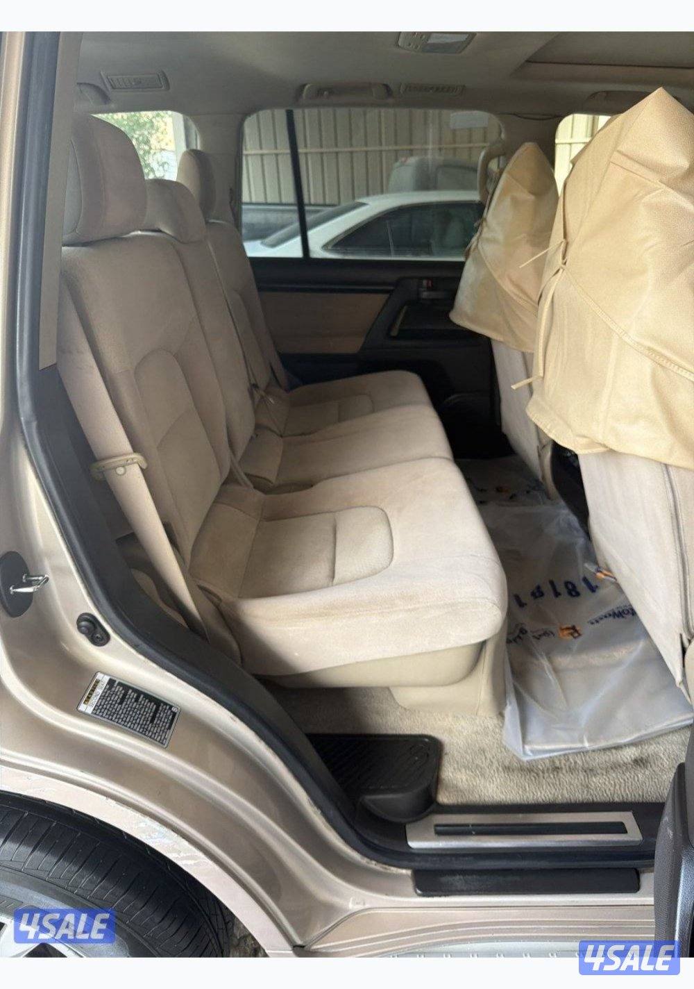 للبيع لاند كروزر موديل 2009 العداد 364 الف5