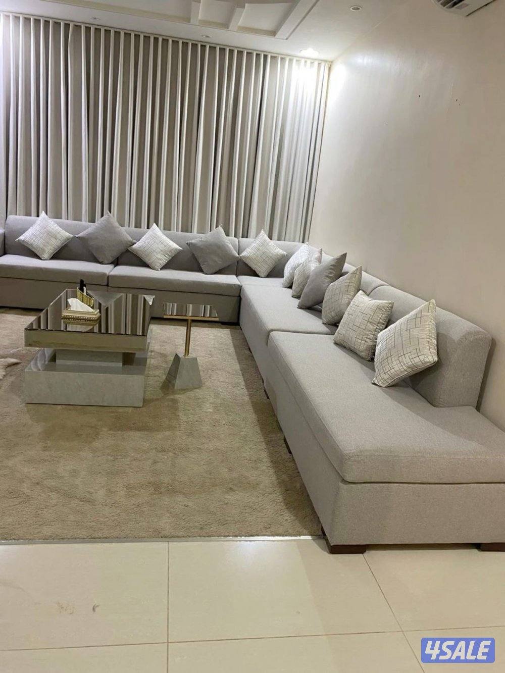 تفصال كنب بأسعار المصنع عليكم الاختيار  والتنفيذ علينا ديكورات فخمه…..10