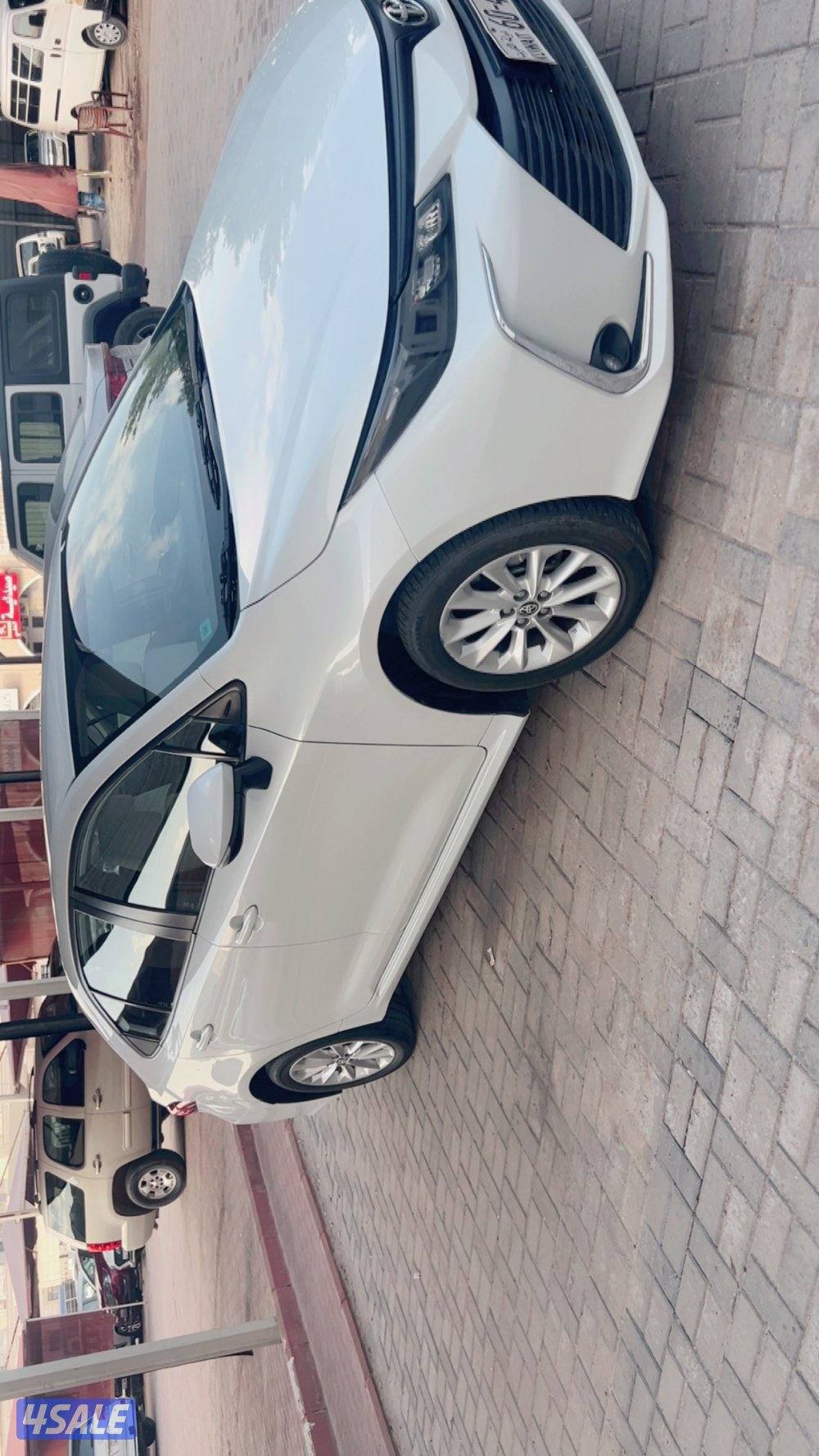 للبيع تيوتا كرولا موديل 22 صبغ الوكاله ماشي 89 شرط الفحص0