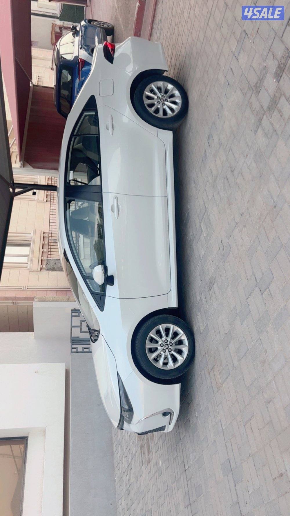 للبيع تيوتا كرولا موديل 22 صبغ الوكاله ماشي 89 شرط الفحص4