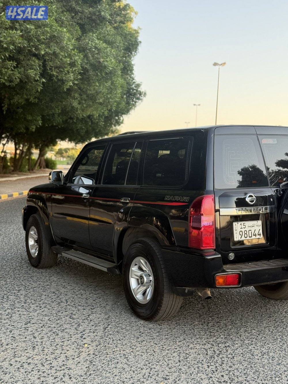 للبيع نيسان سفاري 2017 قير عادي اساس6