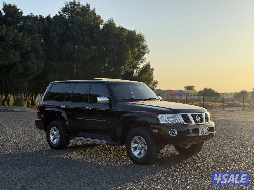 للبيع نيسان سفاري 2017 قير عادي اساس7