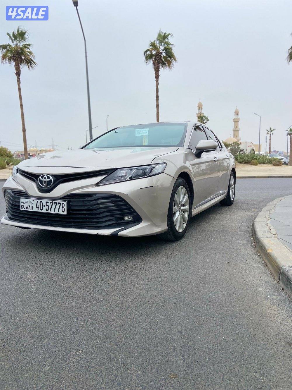 للبيع كامري كامل المواصفات 4 سلندر2