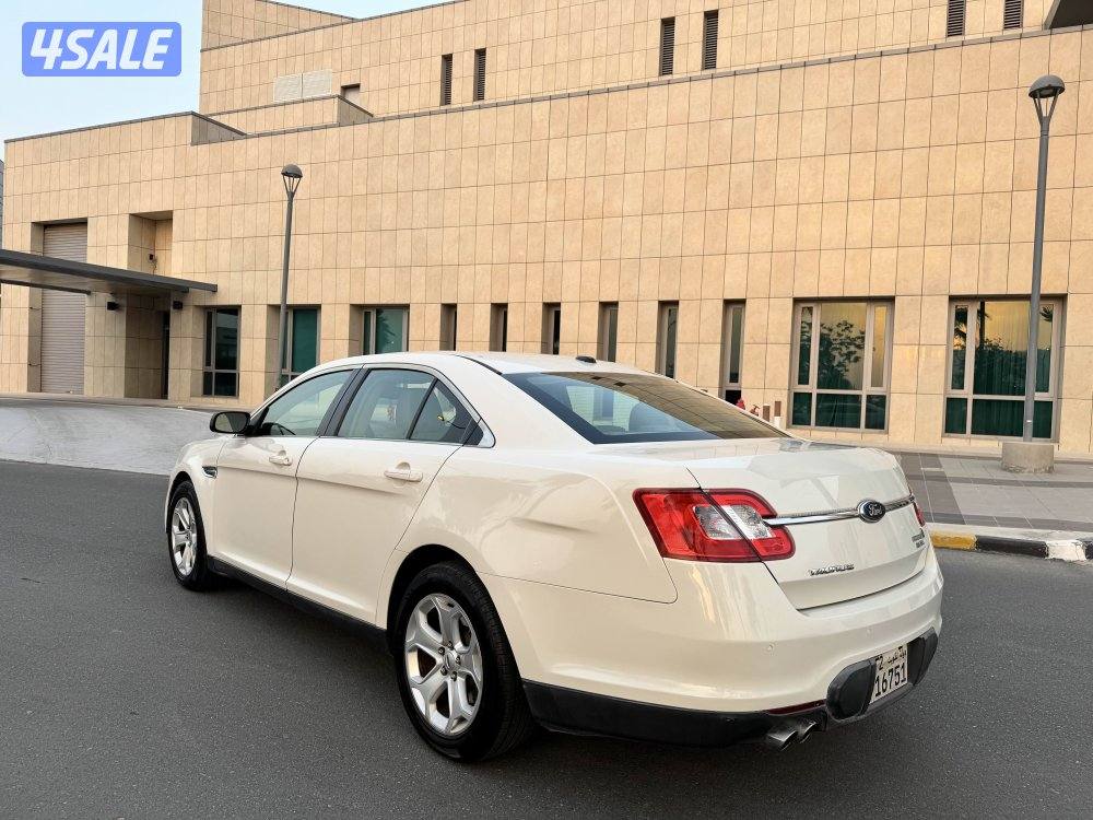 للبيع فورد توروس SEL موديل 20113