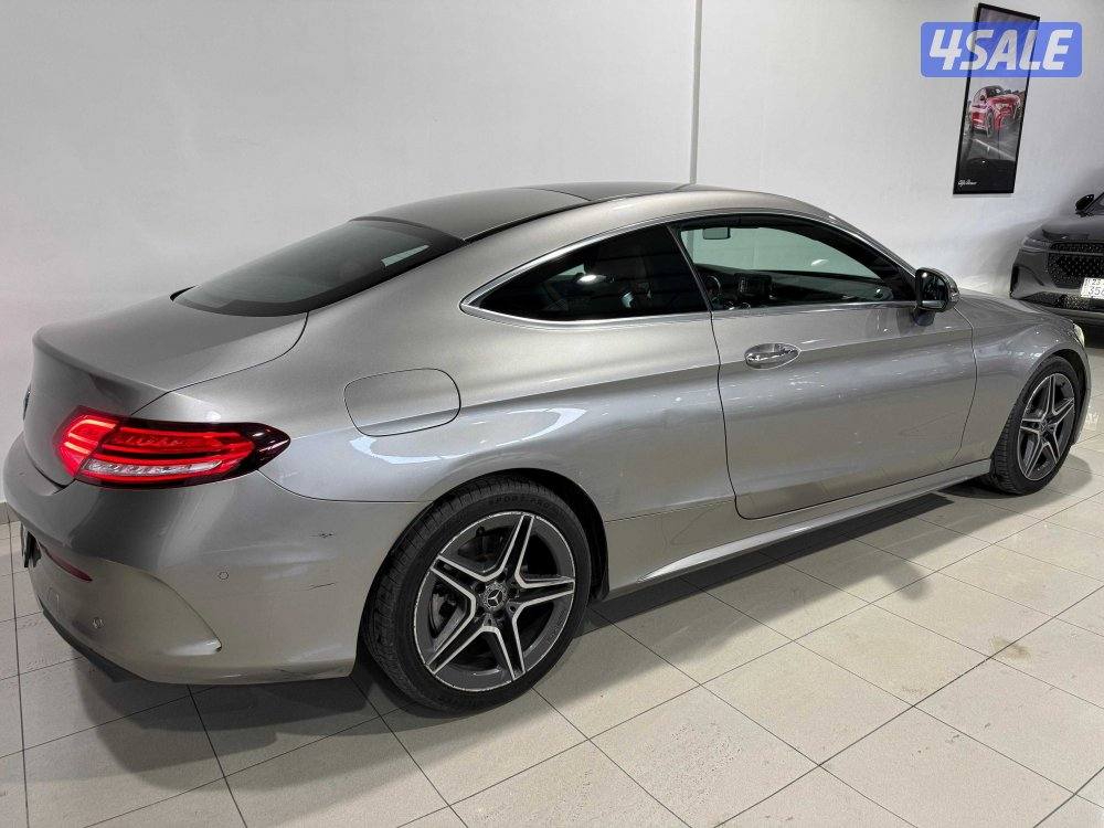 Mercedes-Benz C200 Premium3