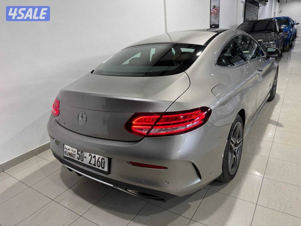 Mercedes-Benz C200 Premium4