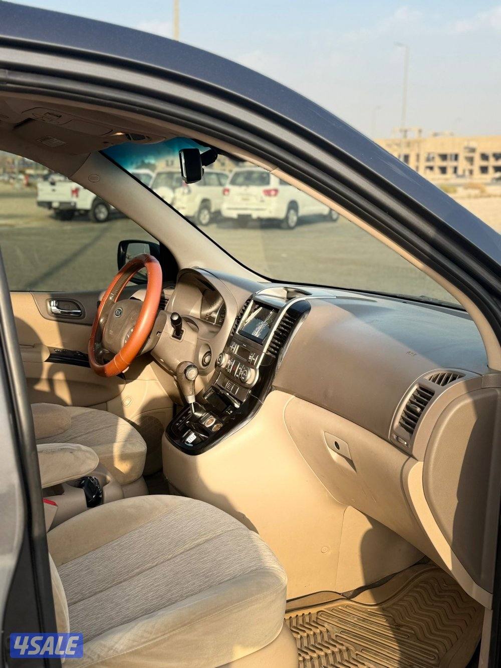 كيا كرنفال. 2013 شرط الفحص1