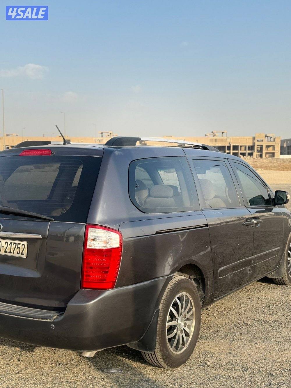 كيا كرنفال. 2013 شرط الفحص4