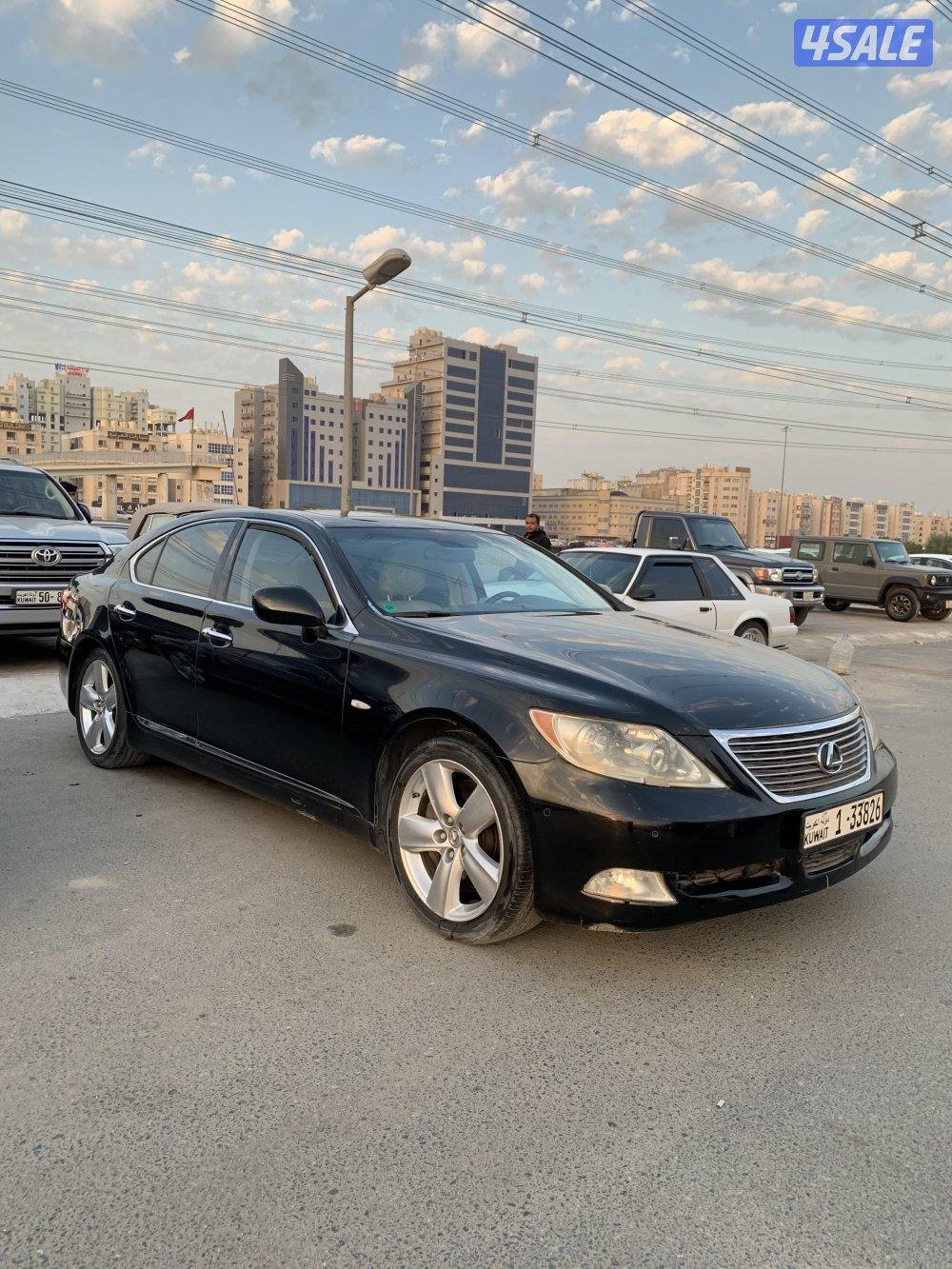 لكزس LS شورت2