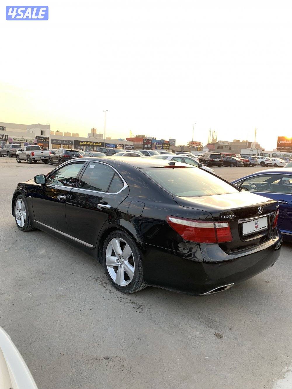 لكزس LS شورت3