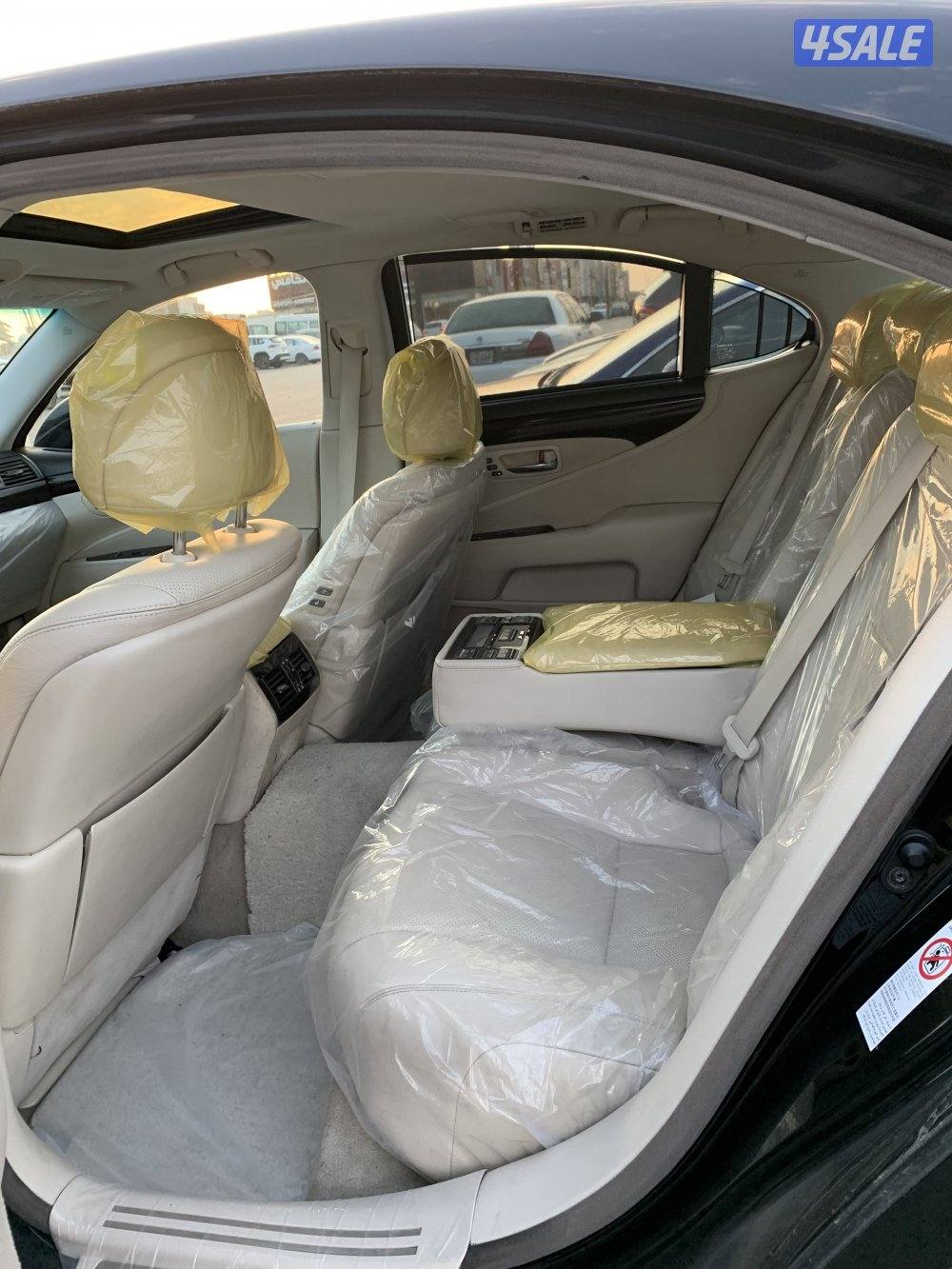 لكزس LS شورت6