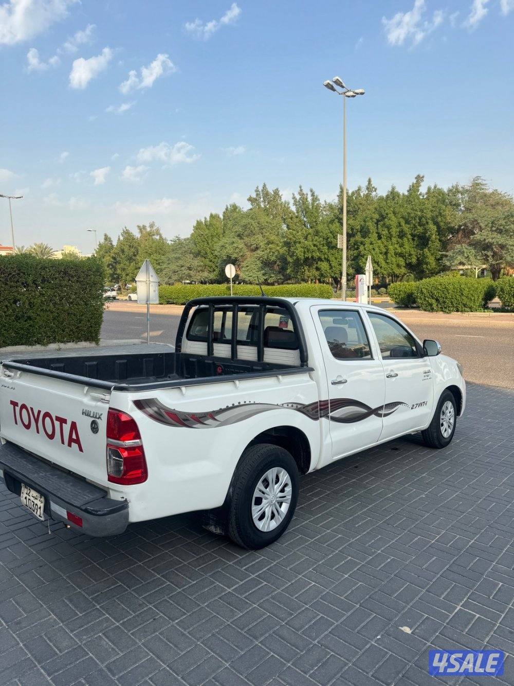 هايلكس مديل 2013 قير عادي شرط الفحص6