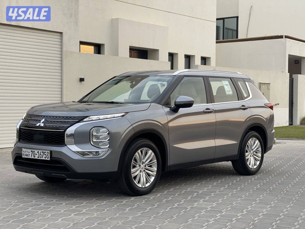 اوتلاندر المالك الاول موديل 20230