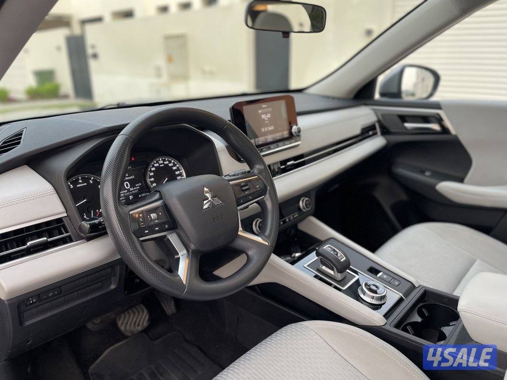 اوتلاندر المالك الاول موديل 20239