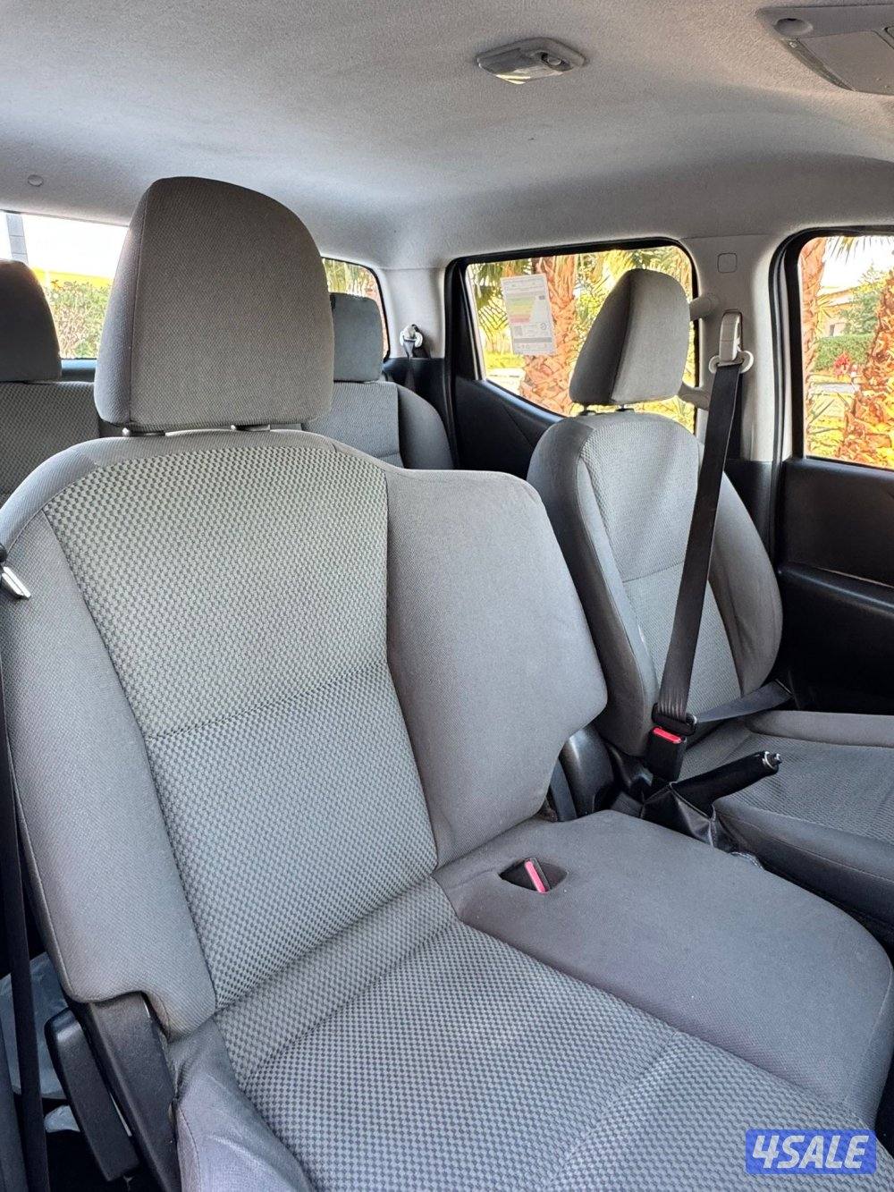 للبيع وانيت نافرا موديل 2019 شرط الفحص6