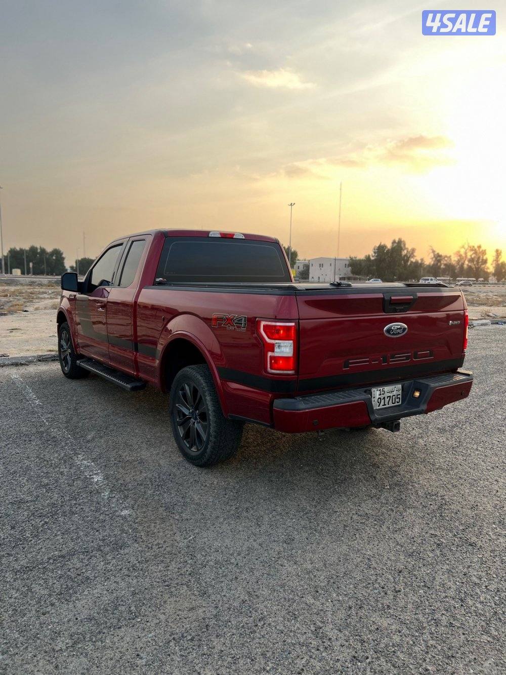 للبيع وانيت فورد مواصفات خاصه 20183