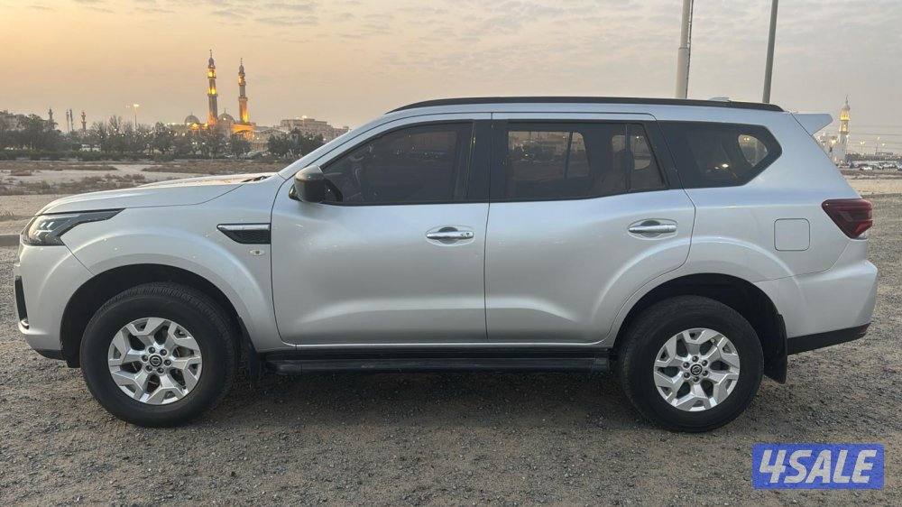 نيسان اكس تيرا ٧ راكب الماك الاول من الوكاله السياره بحالة الوكاله2