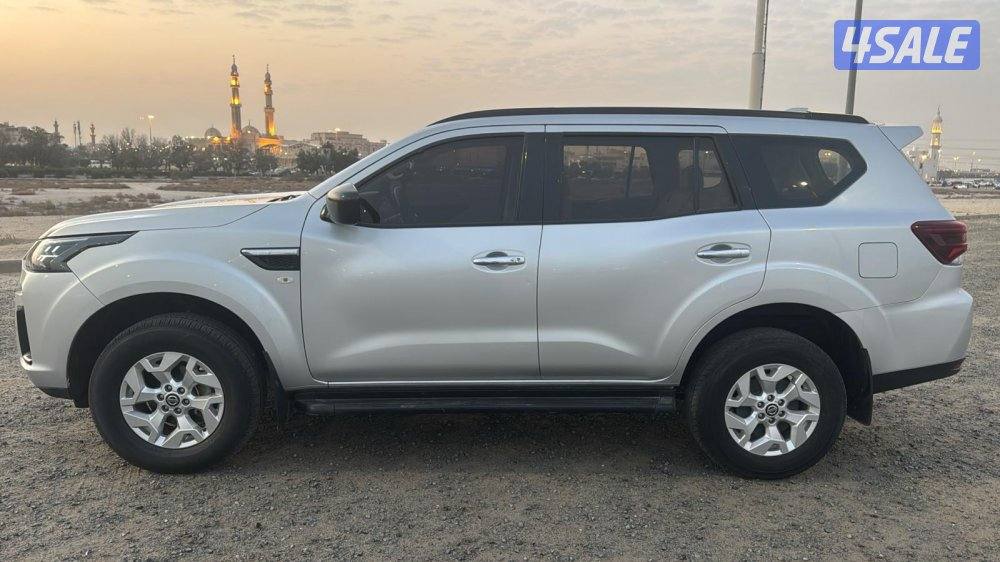 نيسان اكس تيرا ٧ راكب الماك الاول من الوكاله السياره بحالة الوكاله8