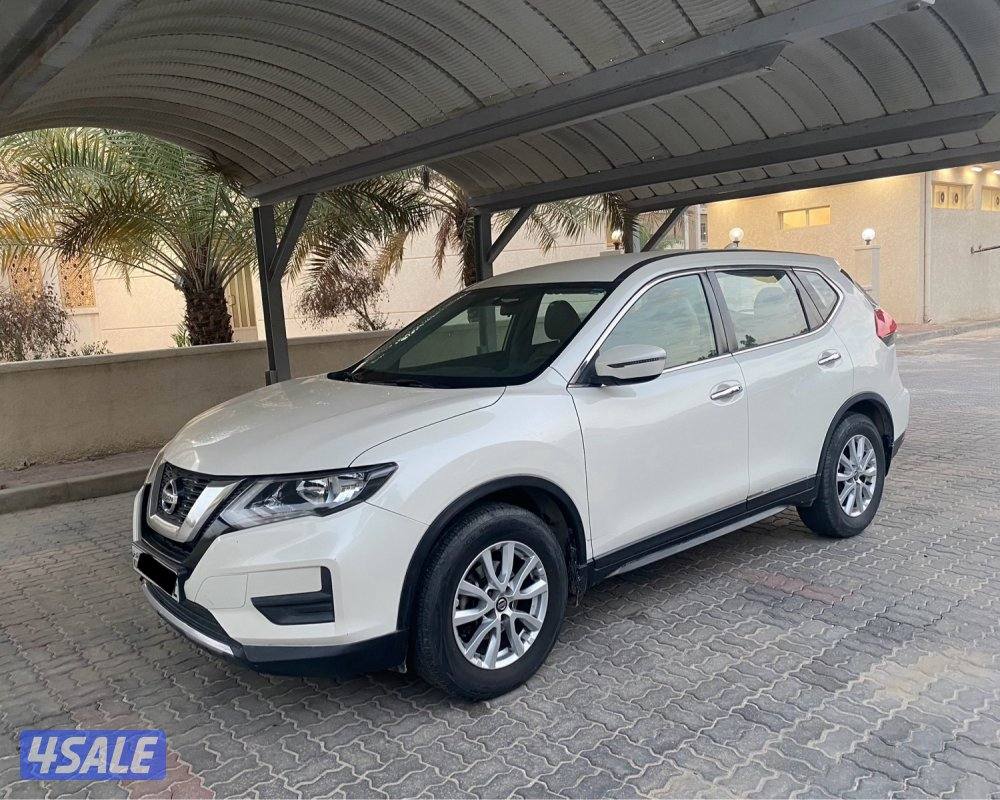 نيسان اكس تريل 2018 صبغ الوكاله عداد125 الف سيرفس منتظم وارد الوكاله1