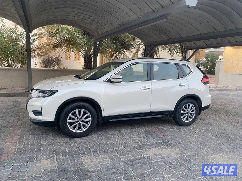نيسان اكس تريل 2018 صبغ الوكاله عداد125 الف سيرفس منتظم وارد الوكاله3